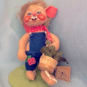 Annalee Mobilitee 1989 10”Tall Country Boy Bunny w/Basket
